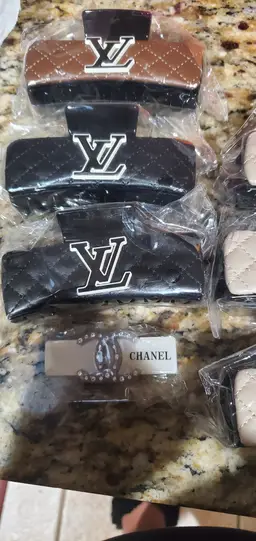 GWP Hair accessories