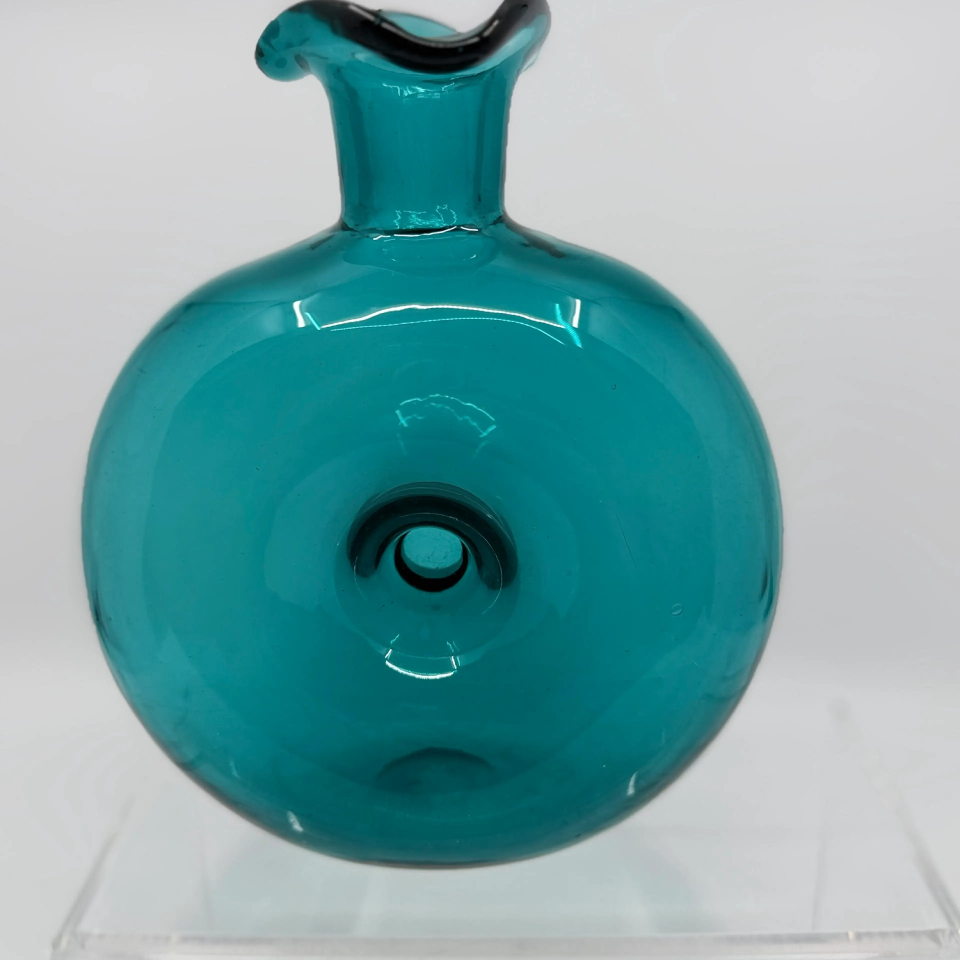 Image 3 of 6