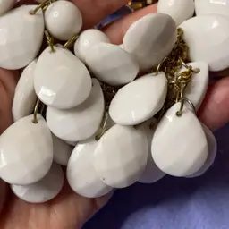 Vintage necklace, vintage plastic white faceted