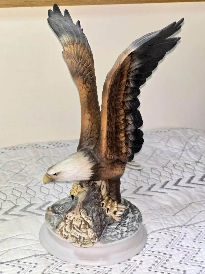 Vtg Crystal Cathedral Eagles Club Porcelain Statue : Isaiah 40:31