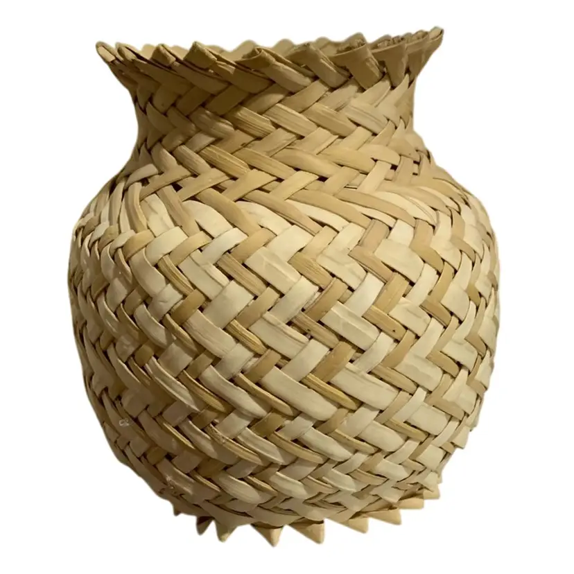 31. Vintage Light Tan And Green Natural Color Tarahumara (Raramuri) Wooven Basket 🧺 5.5” By 4.5” Diameter *an indigenous group primarily residing in the Sierra Madre Occidental region of Mexico.Valle Del Cobre