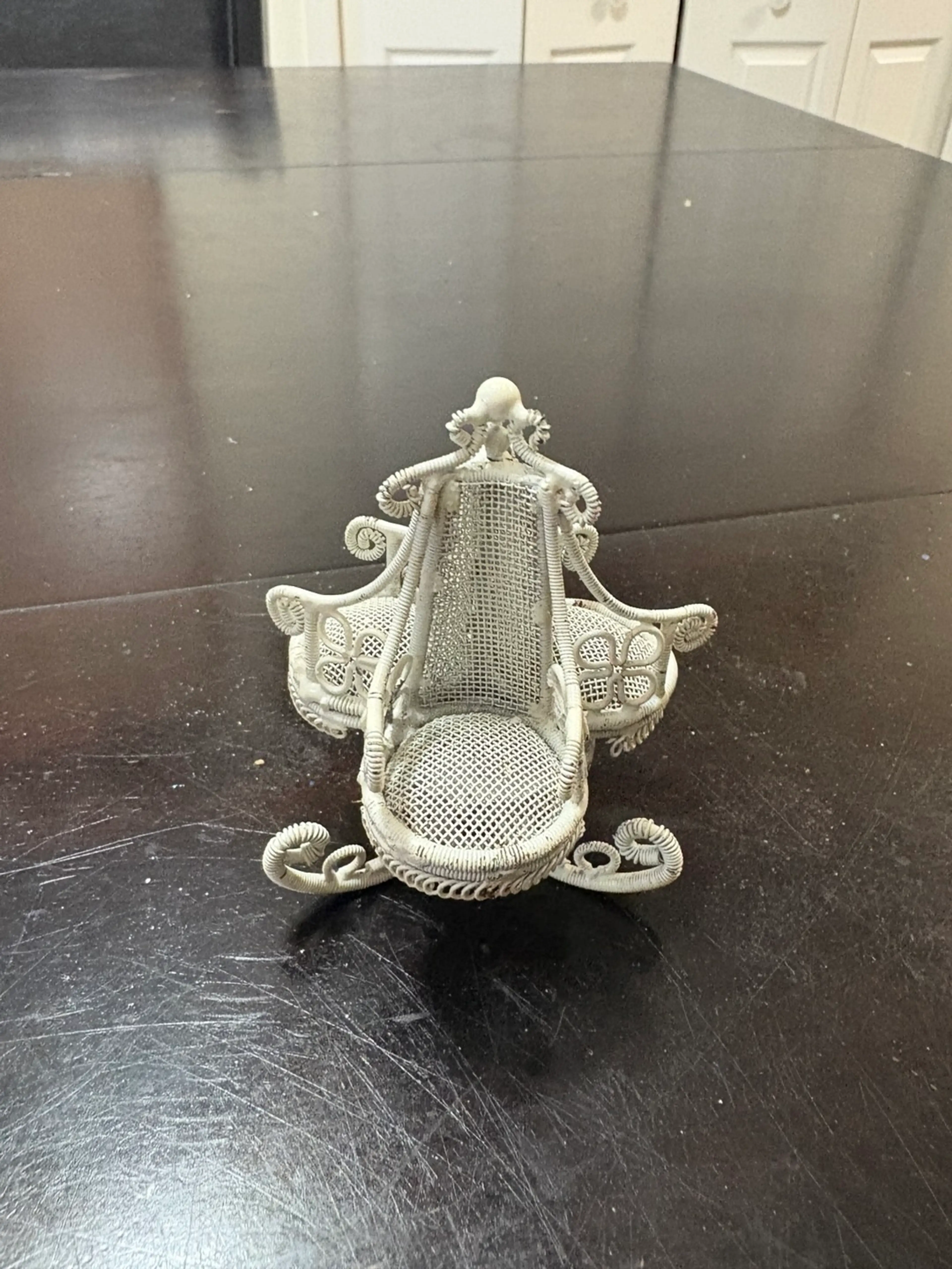 Image 2 of 4