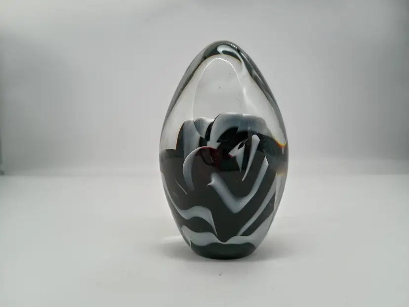 VTG Signed Eickholt Glass Windowed Egg Paperweight  Abstract Swirl. READ AS IS