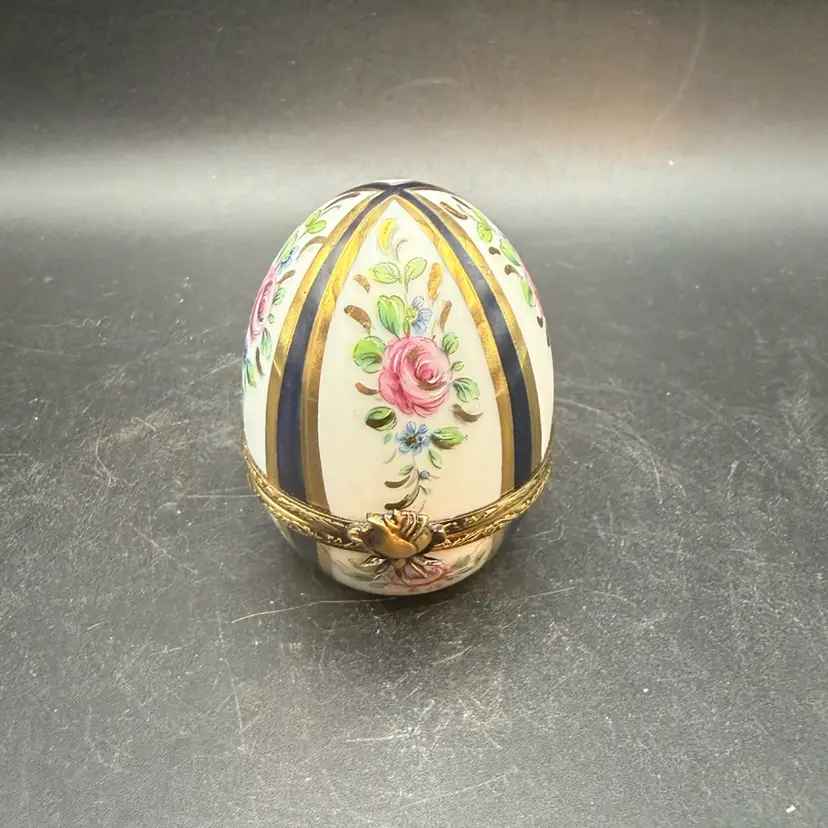 Limoges, France Porcelain Egg-Shaped Trinket Box with Floral Decoration