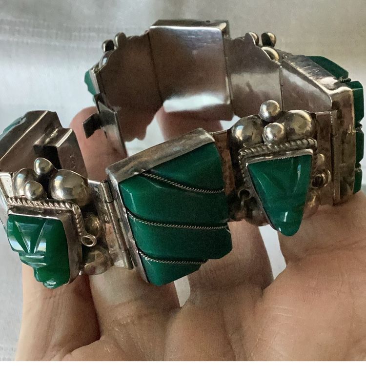 Vintage Mexican Sterling Silver And Carved Green Onix Mask Bracelet