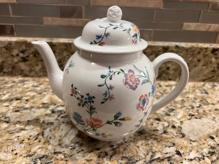 Laura Ashley Chinese Silk Porcelain Teapot Made in Staffordshire England 1989