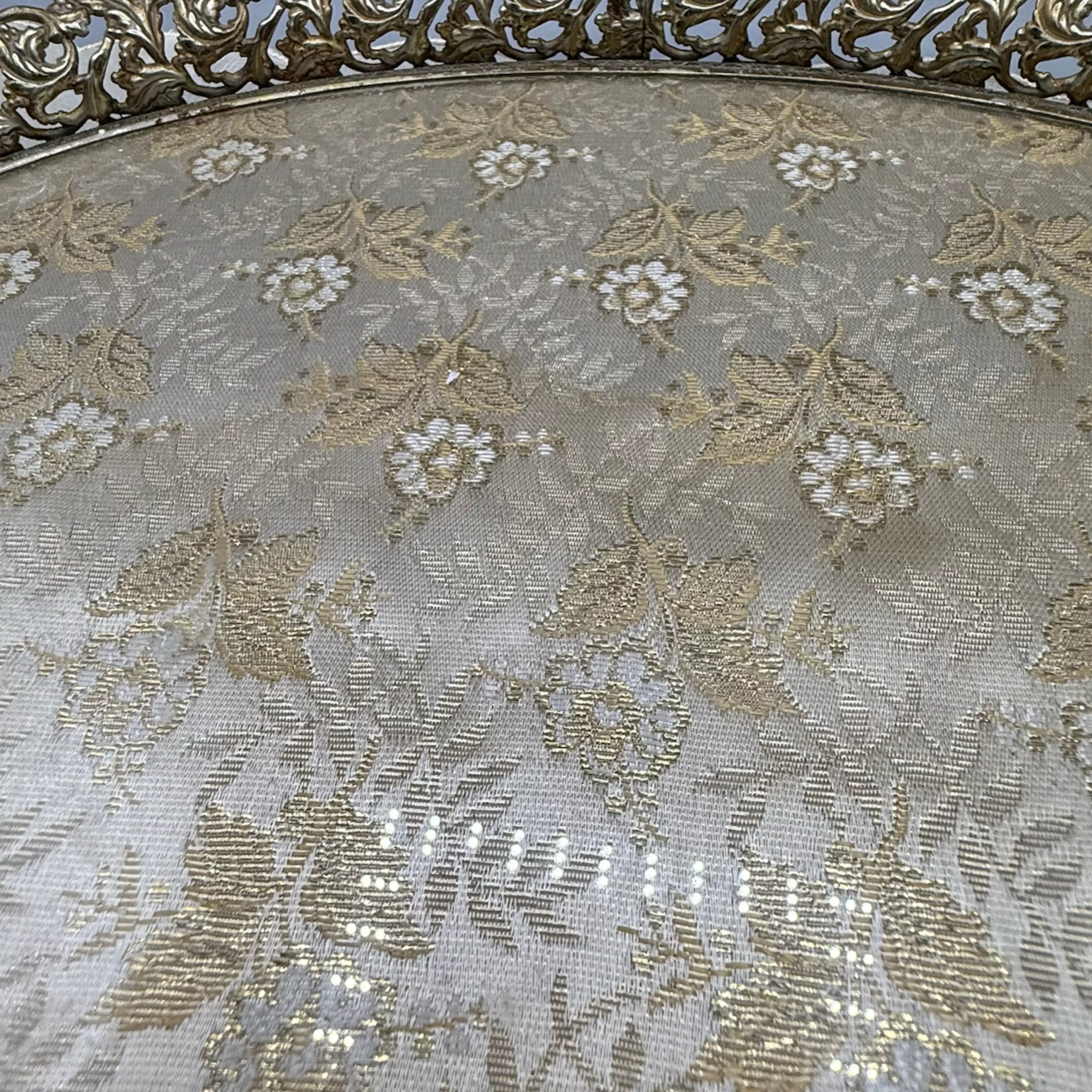 Image 4 of 5
