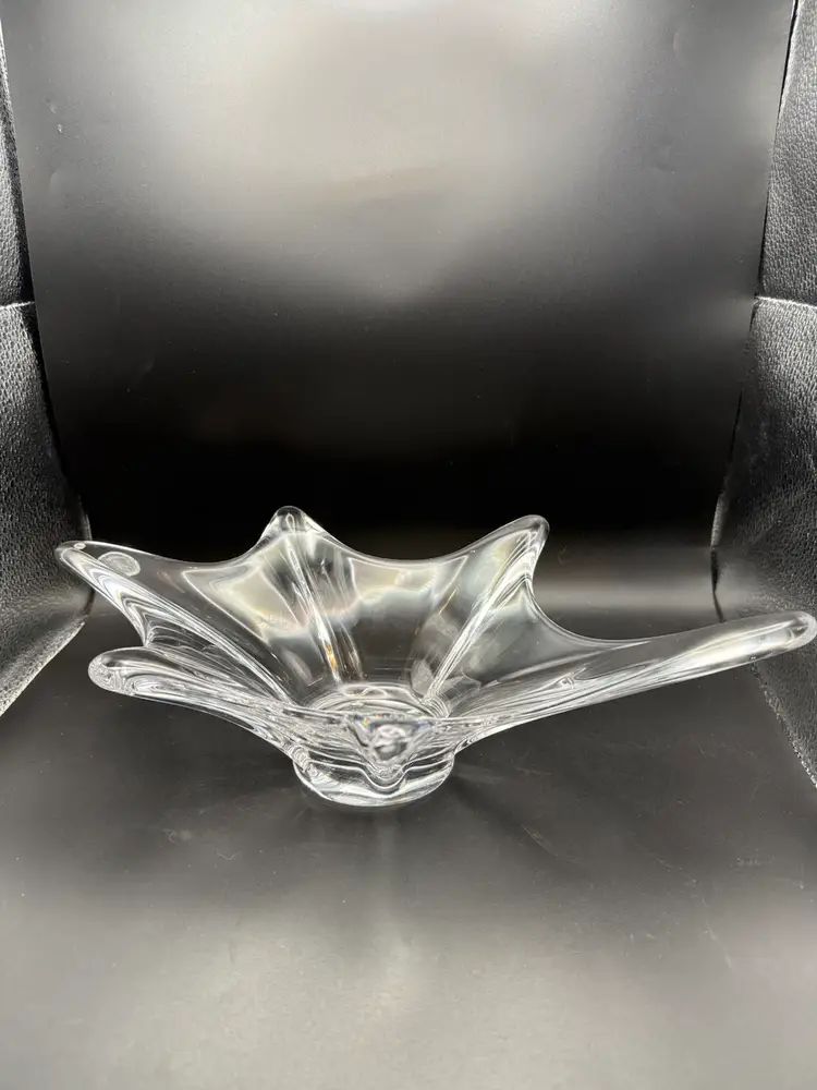 Clear Crystal Glass Starburst Centerpiece Bowl by Cofrac Art Verrier - As Is
