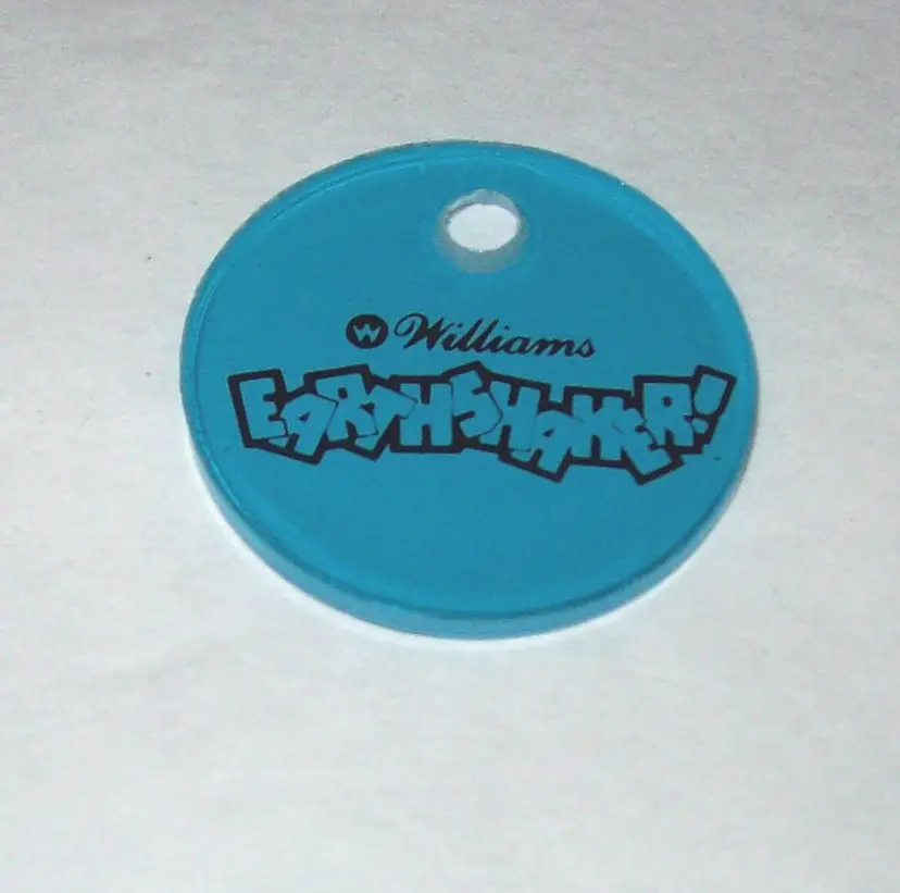 Earthshaker Pinball KEYCHAIN Original NOS Promo Plastic Game Blue Vintage