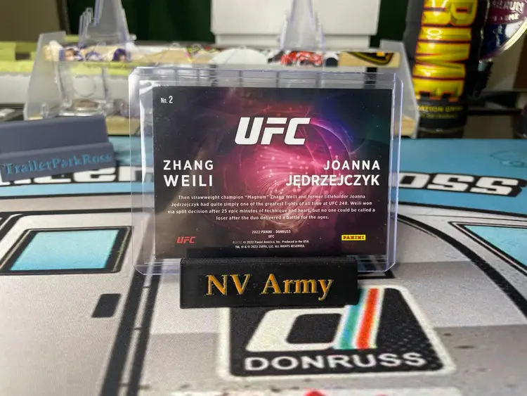 UFC- 2022 Panini Donruss Duos Zhang Weili Joanna Jedrzejczyk Purple Laser /99