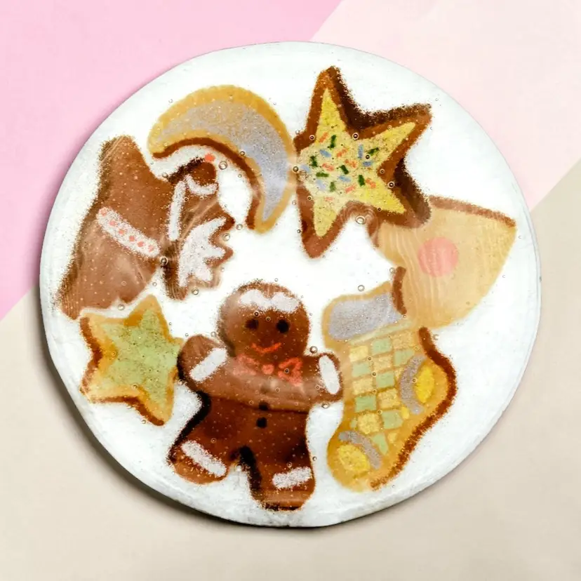Peggy Karr Christmas Holiday Cookies Fused Glass Plate Gingerbread Small EUC