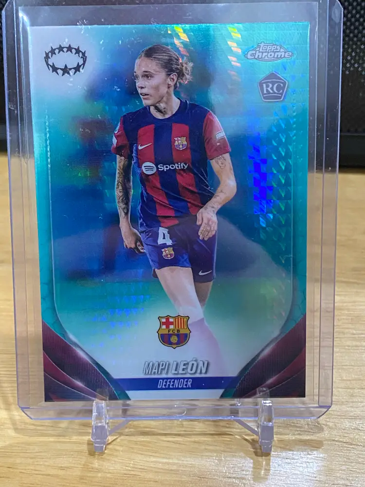 2024 UWCL Mapi Leon Aqua Parallel