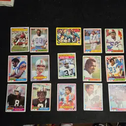 #17 Topps Football Cards Lot 15 80/81