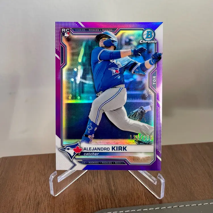 Alejandro Kirk (Toronto Blue Jays) 2021 Bowman Chrome Rookie Purple Refractor /250
