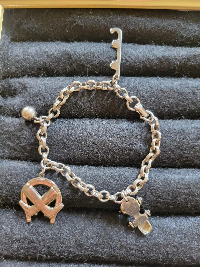 Vintage CORO Signed Charm Bracelet With 4 Charms