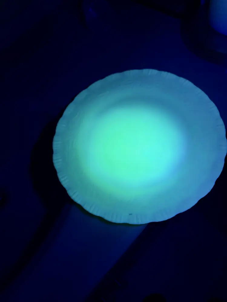 Vintage Uranium Milk Glass Dinner Plate 9.5 Inch | Scalloped Rim | Glows Under UV Light | Depression Era White Glass