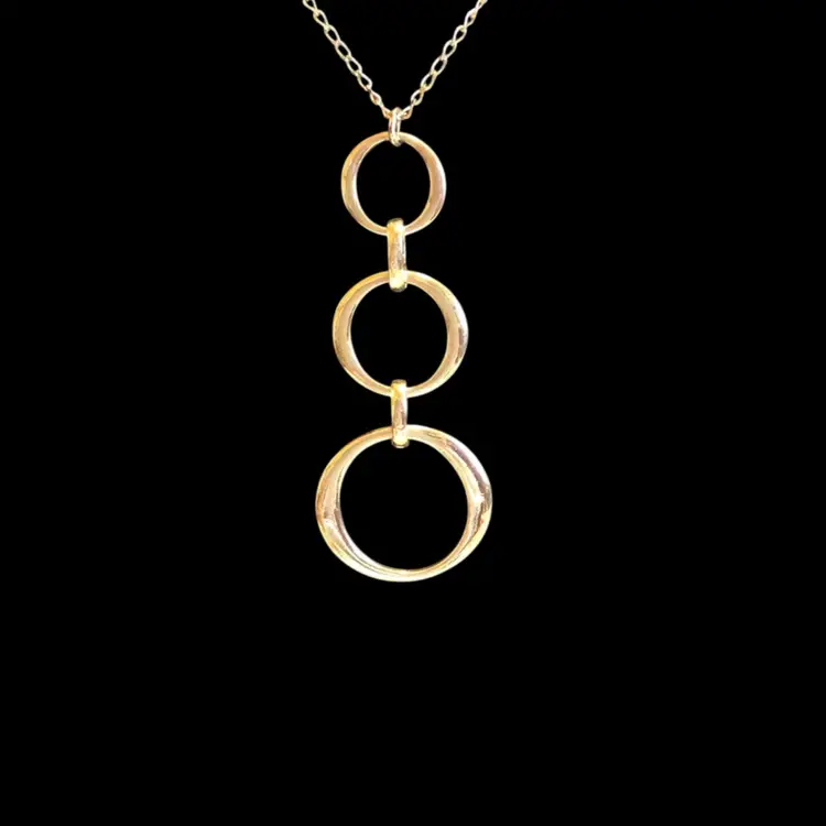 ‘Elemen’ Circles Pendant Necklace