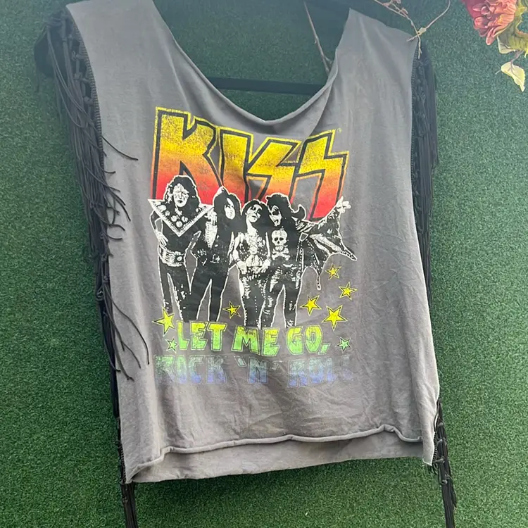 Custom Made Fringed Out Kiss. Let Me Go Rock And Roll Cropped T-Shirt. Tagged As A Small.