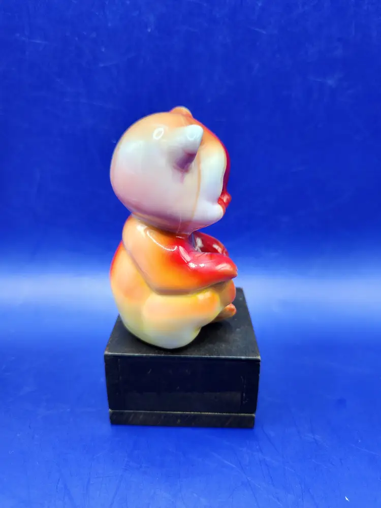 Fenton Ruby Marble Slag Glass Bear 1984/85