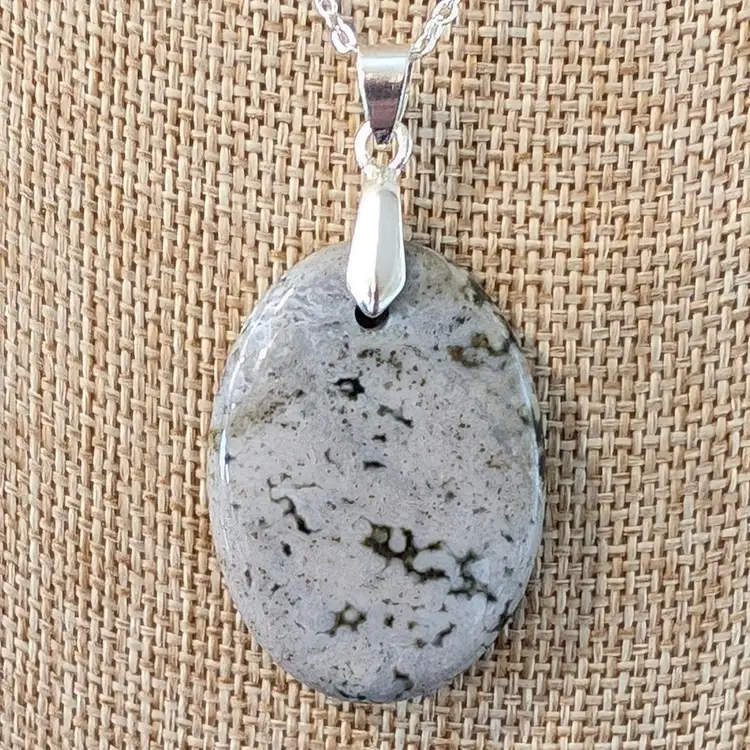 Grey Stone Necklace - Silver