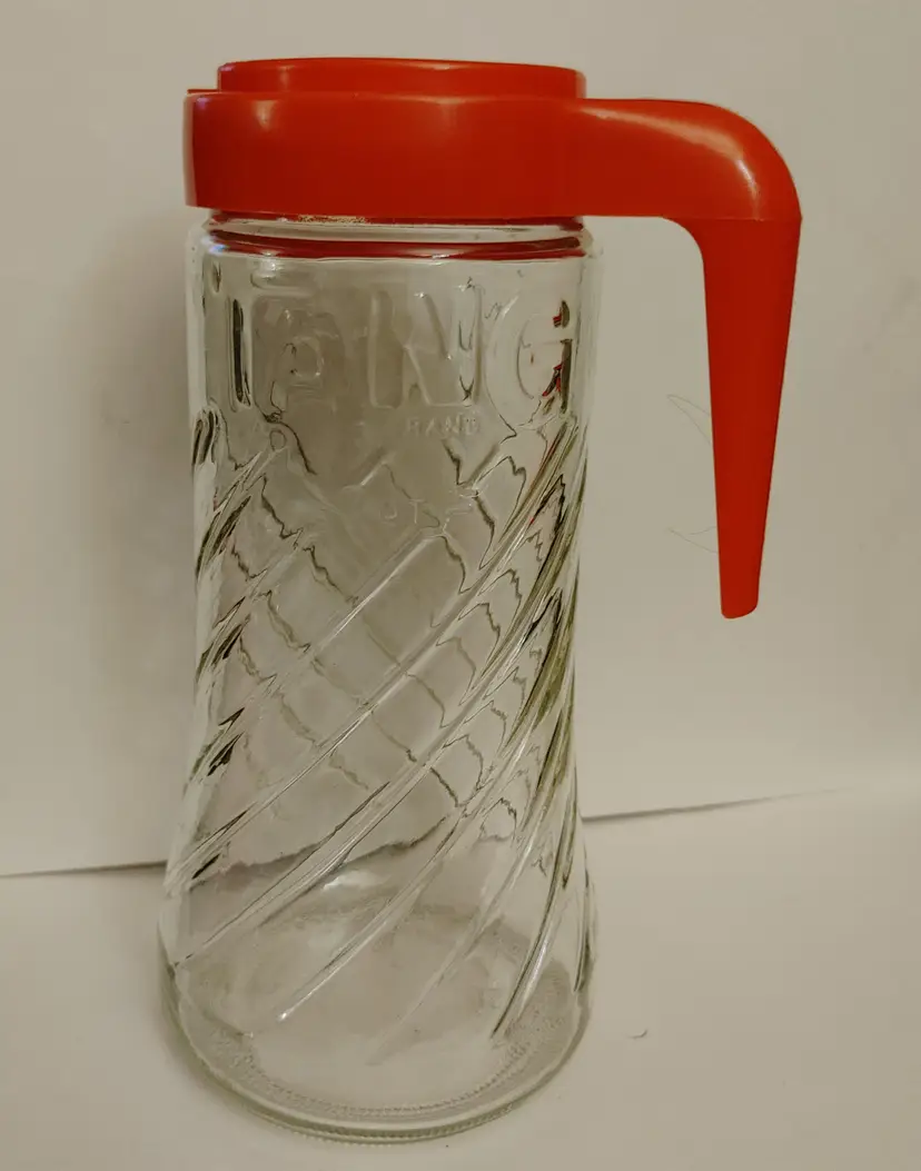 Tang Pitcher by Anchor Hocking. 1 quart. 1960-70. 9.25 inches high.