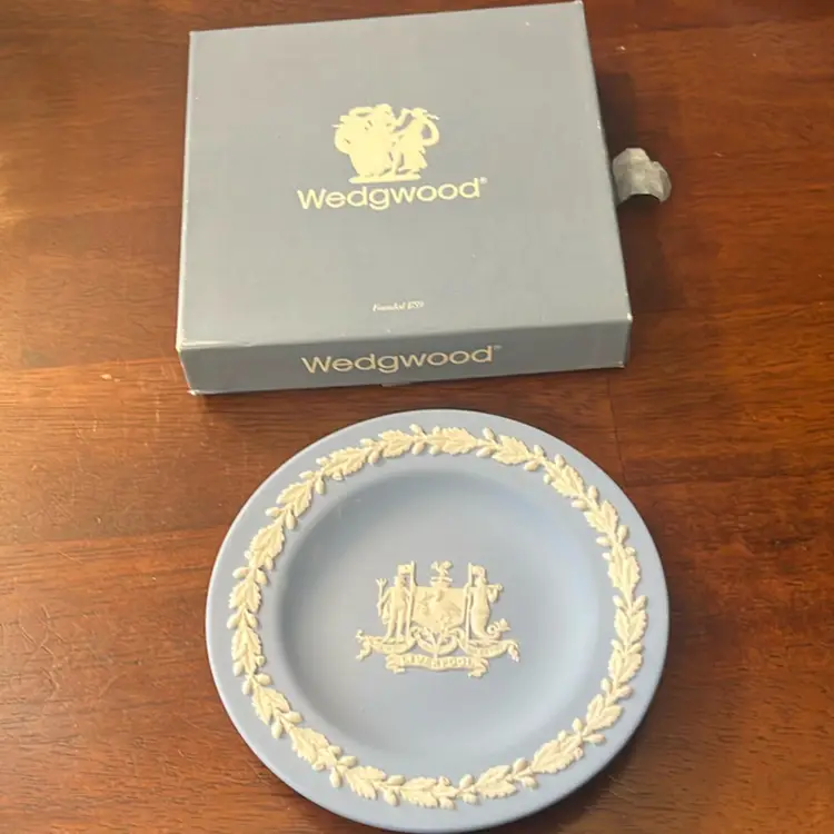 Wedgwood pale blue Jasperware decorative plate with Liverpool crest. 4.5” In Box