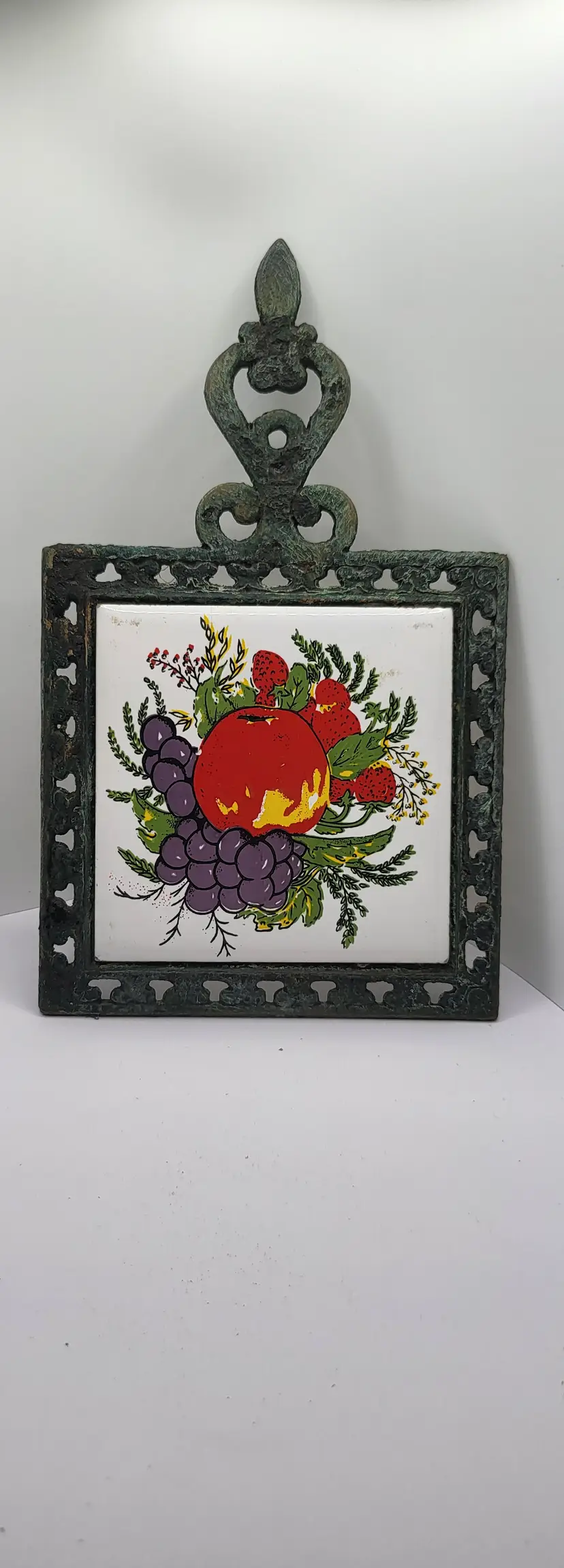 Vintage Cast Iron Fruit Trivet 9" x 7" Iron has patina