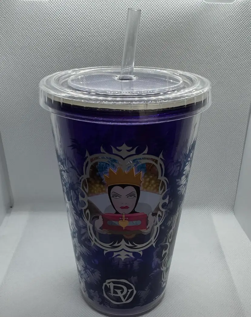 Disney’s Lady Villians Plastic Tumbler With Lid And Straw