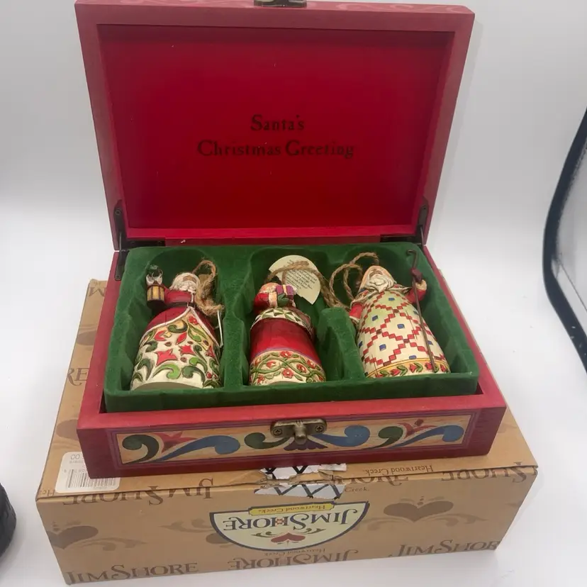 Jim Shore Heartwood Creek 2007 Santa’s Christmas Greeting Boxed Ornament Set