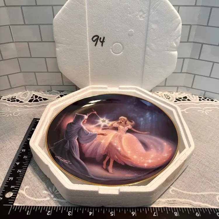 Franklin Mint Cinderella  FAIRY GODMOTHER’S MAGIC Plate Swarovski 1994-95