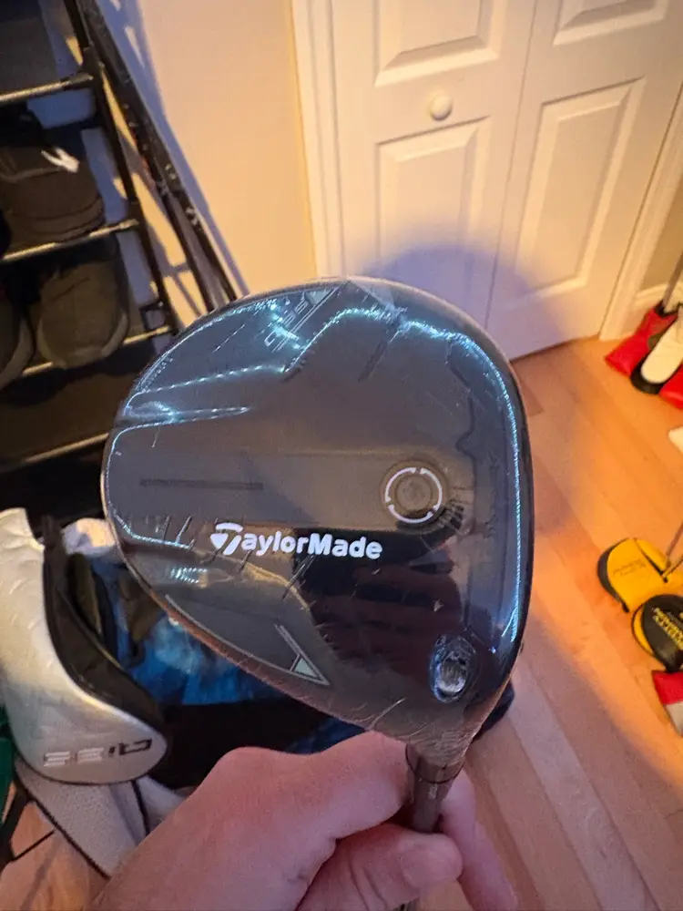 TaylorMade Qi35 3 Wood New In Plastic