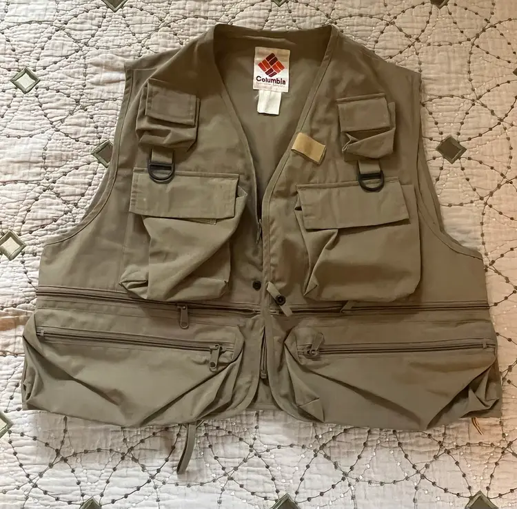 Vintage 44” Chest Columbia Sportswear Front Utility Hunting Bird Pocket Vest