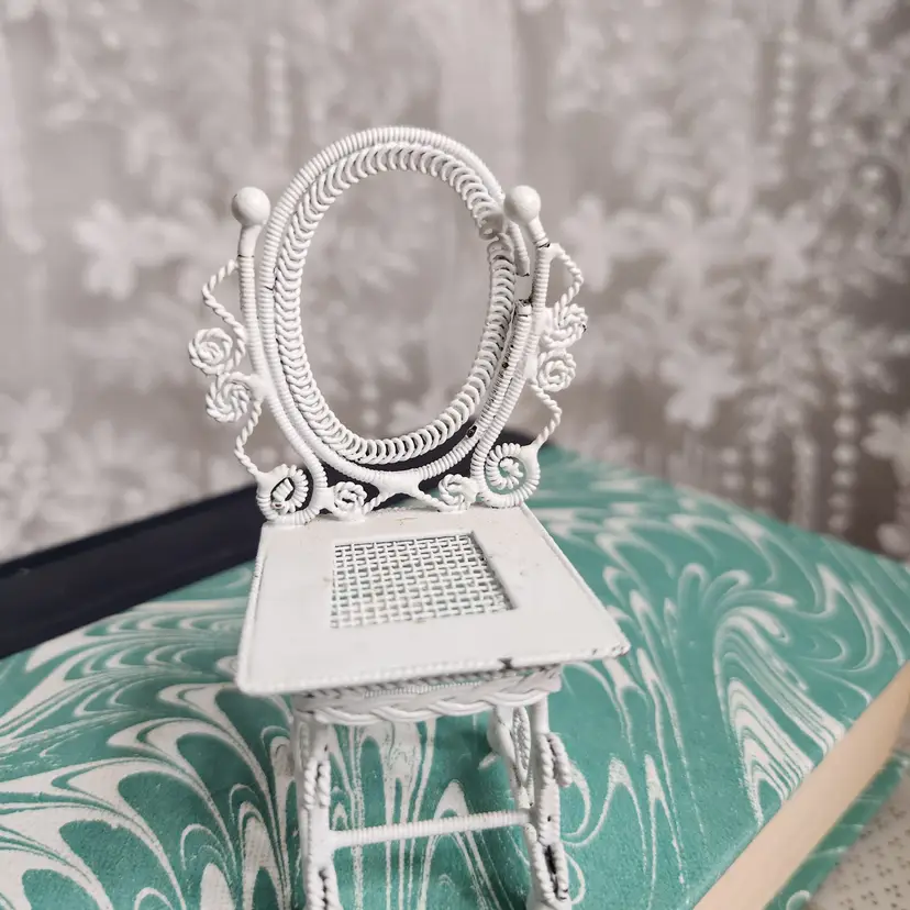 White wire vanity table