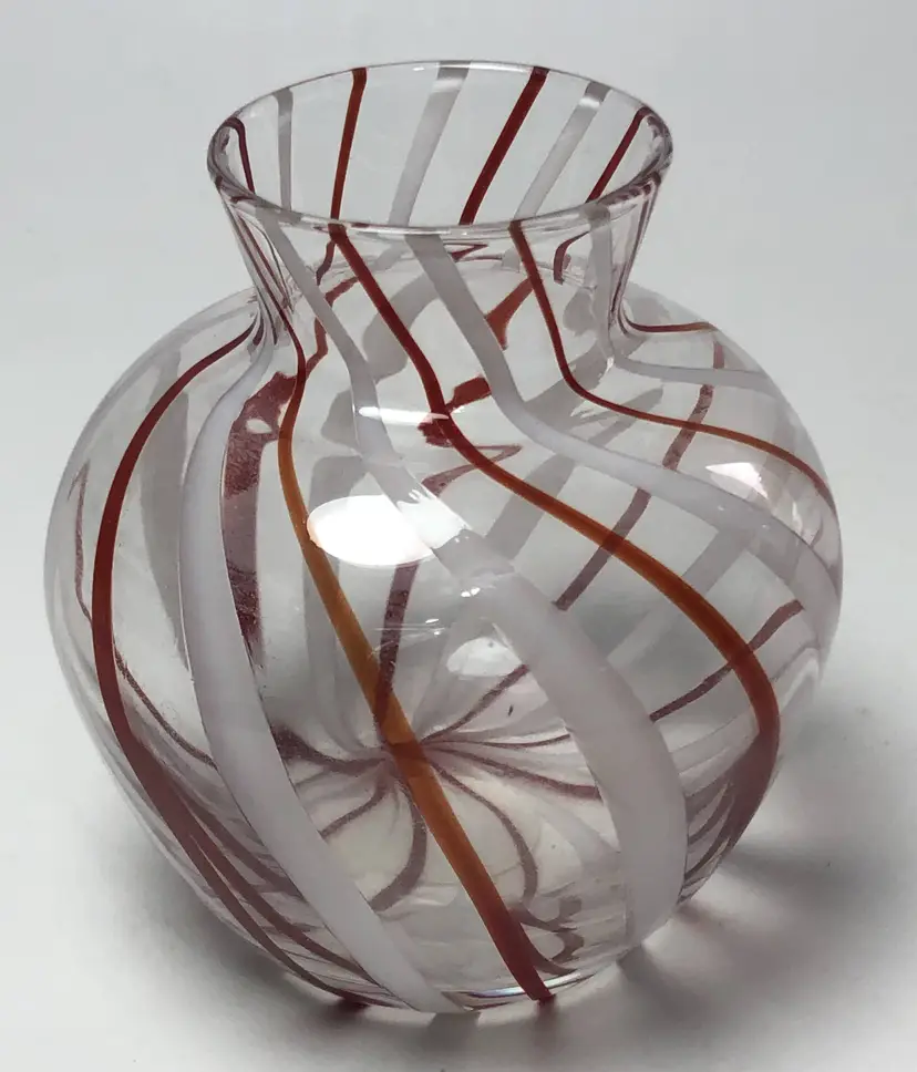 Williams Sonoma Hand Blown Glass Miniature Vase Red White Swirl