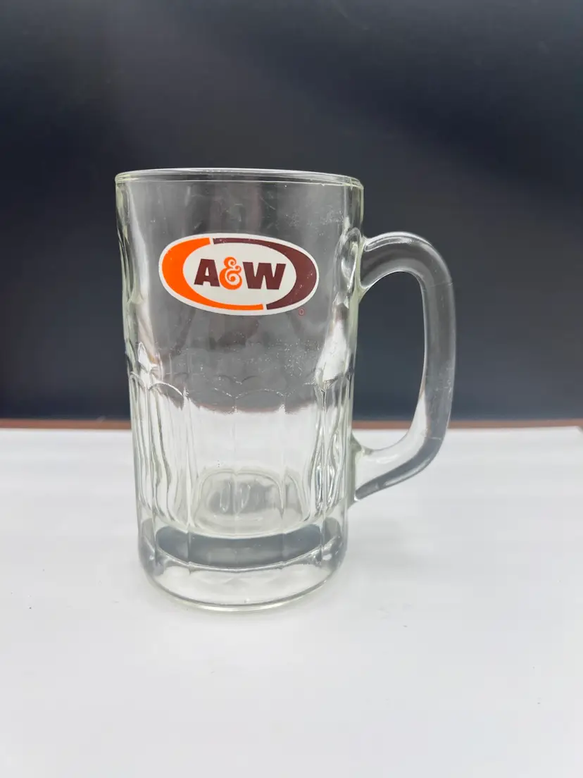 #1069A Vintage Large A&W Root Beer Mug