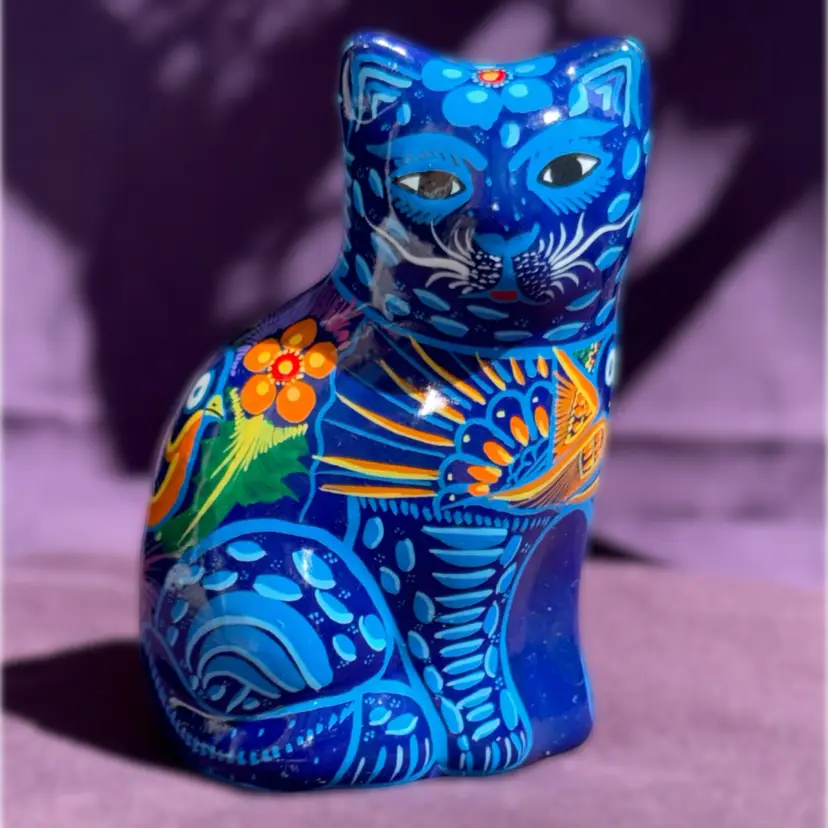 Blue Talavera Cat