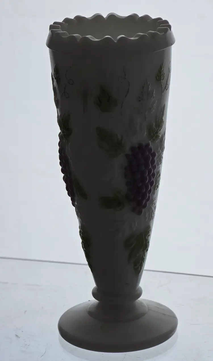 L.E Smith painted milk Glass vase