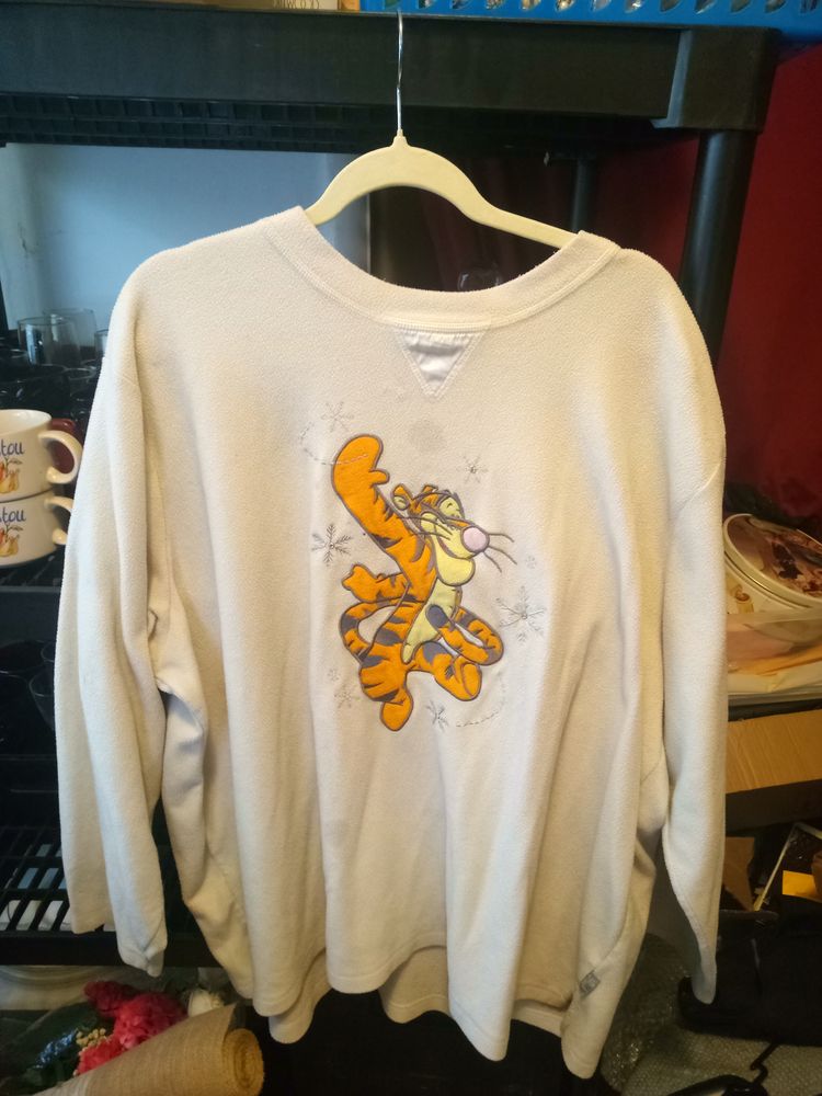 Christmas Tigger sweatshirt