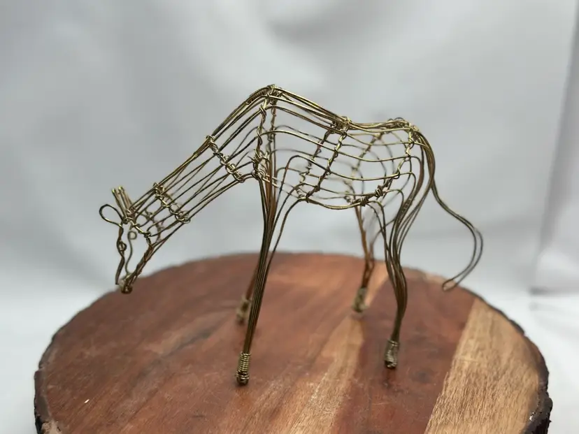 Giraffe Wire Sculpture Wildlife Safari Shelf Sitter