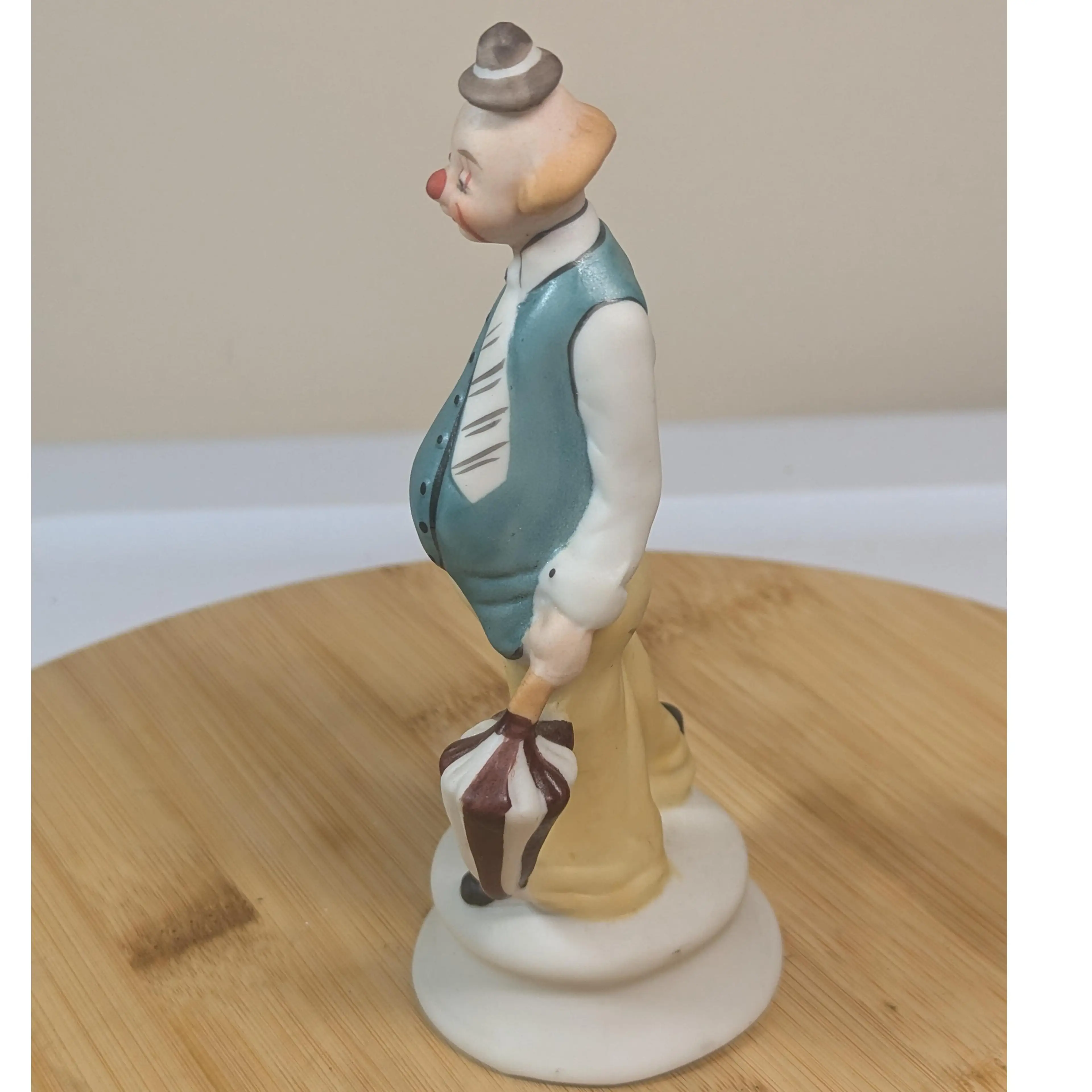 Image 2 of 4