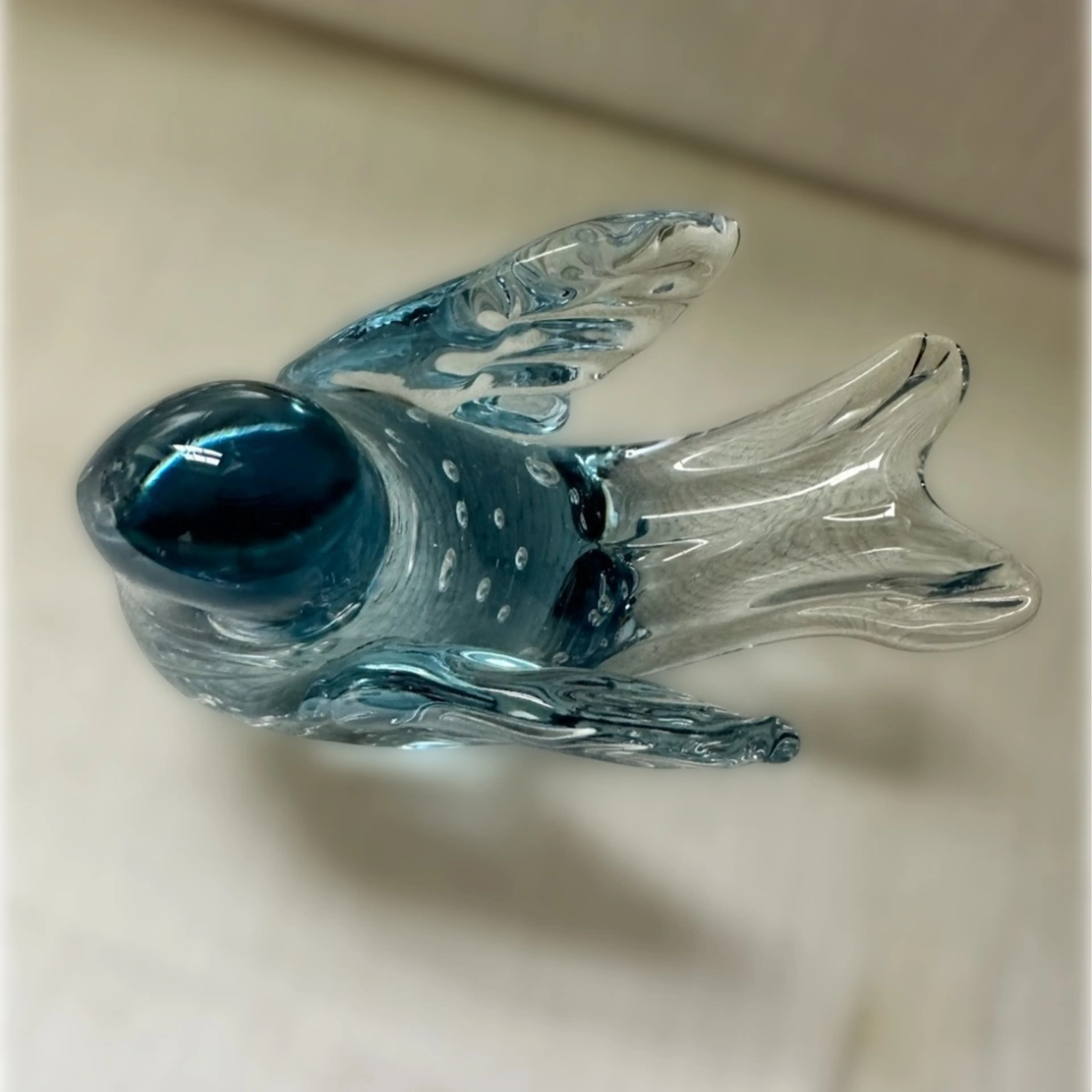 Image 2 of 8