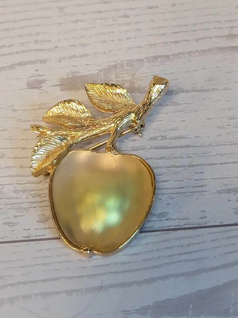 Apple Pin Brooch Marked Sarah Coventry