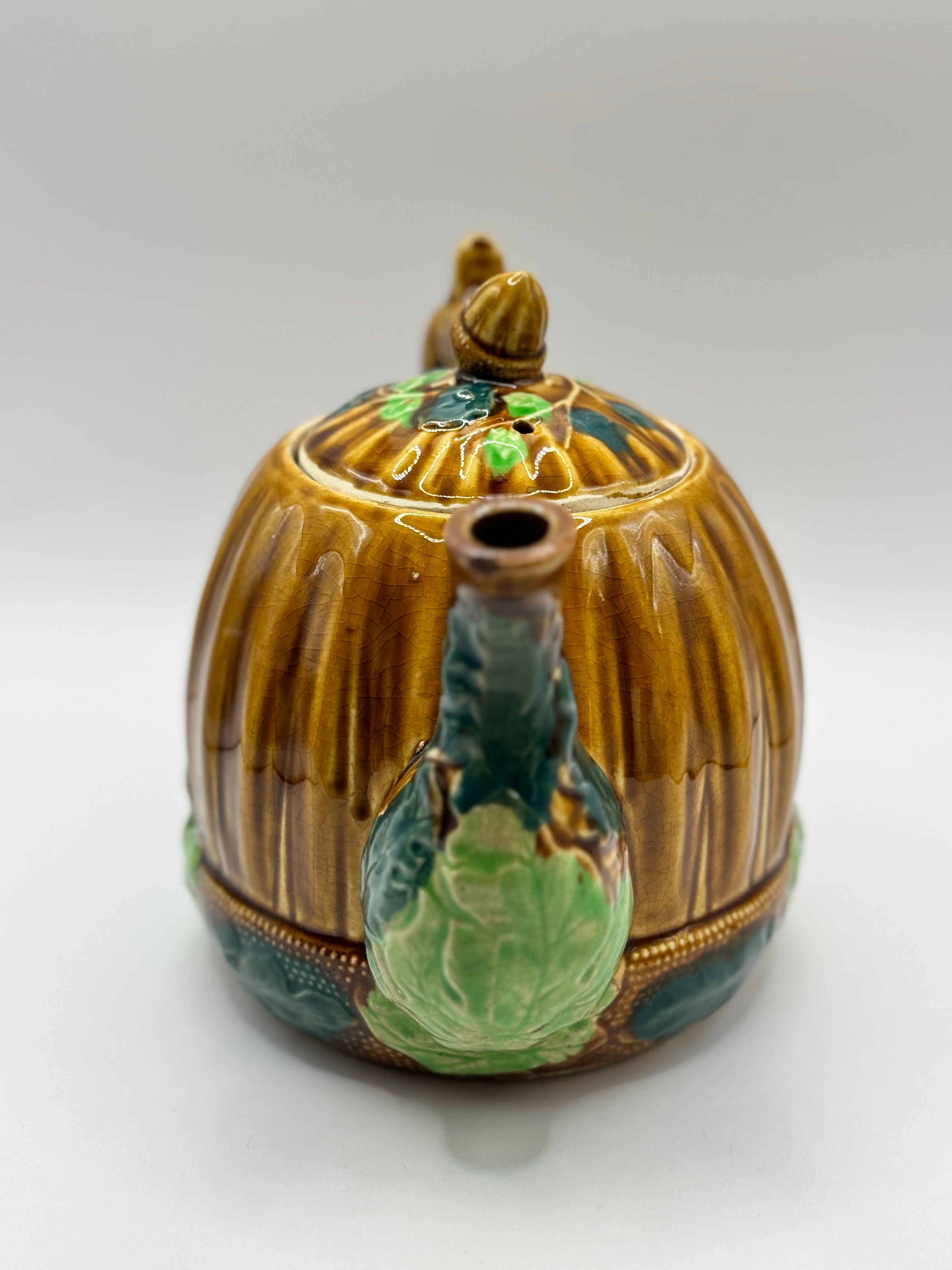Niknax · Vintage Japanese Majolica Ceramic Acorn Teapot with