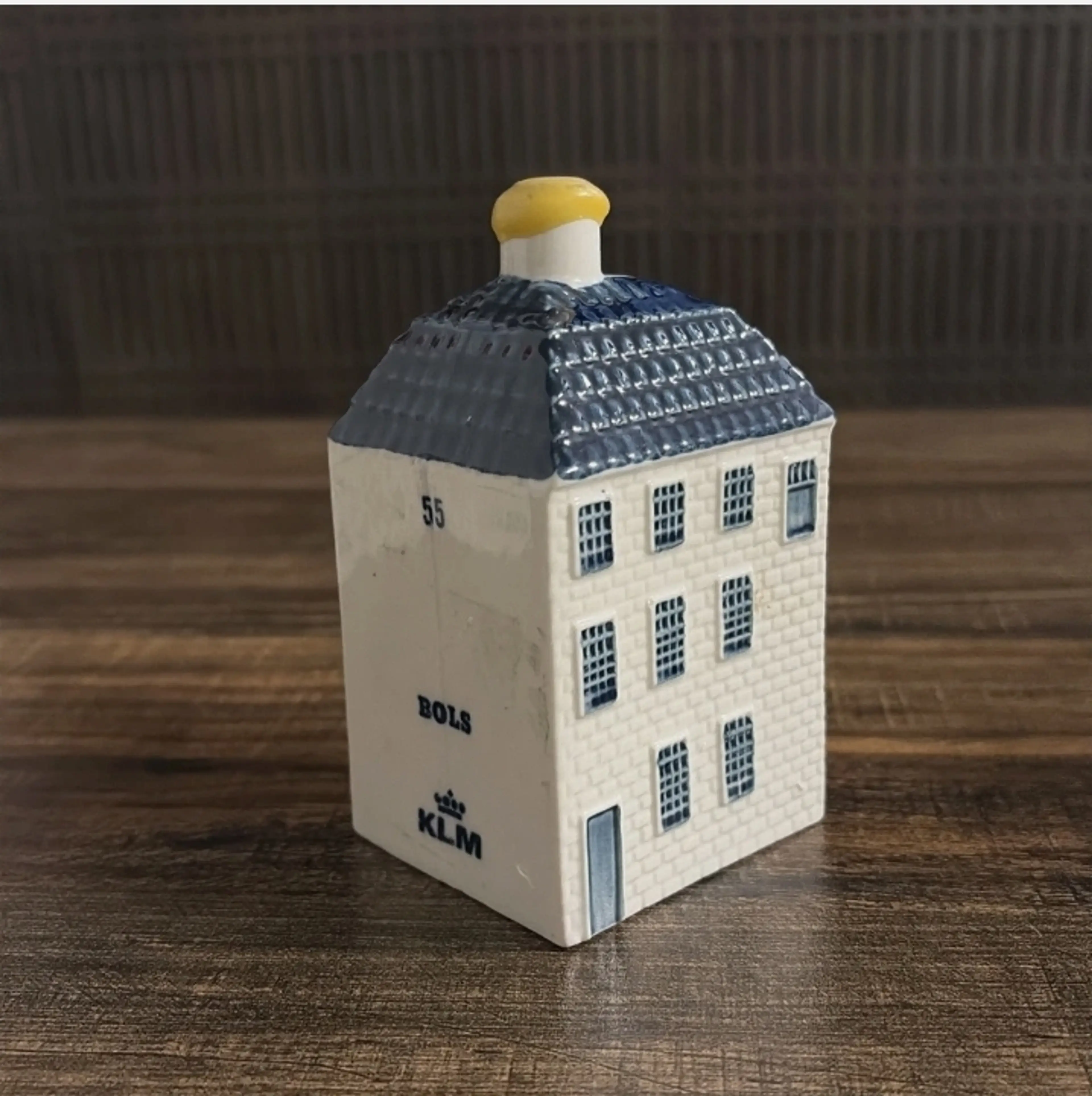 Image 1 of 8