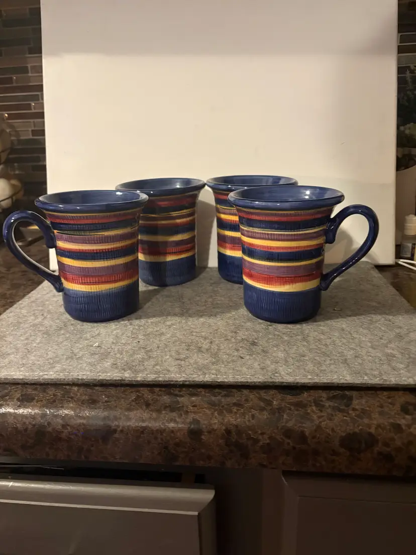 Tabletops Unlimited Italian Swirl Design 4 Large Coffee Mugs  # 2912