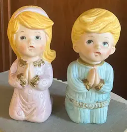 HOMCO Girl & Boy Praying Figurine Set