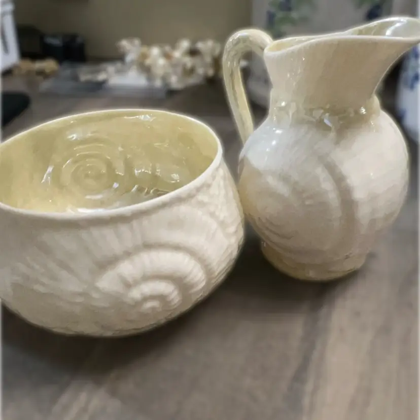 Belleek porcelain shell pattern creamer and sugar bowl set. Made Circa 1946-1955 Ireland Light Yellow Luster Inside, Ivory Outside, Open Cream And Sugar Set Nautical Sea Shore Shell
