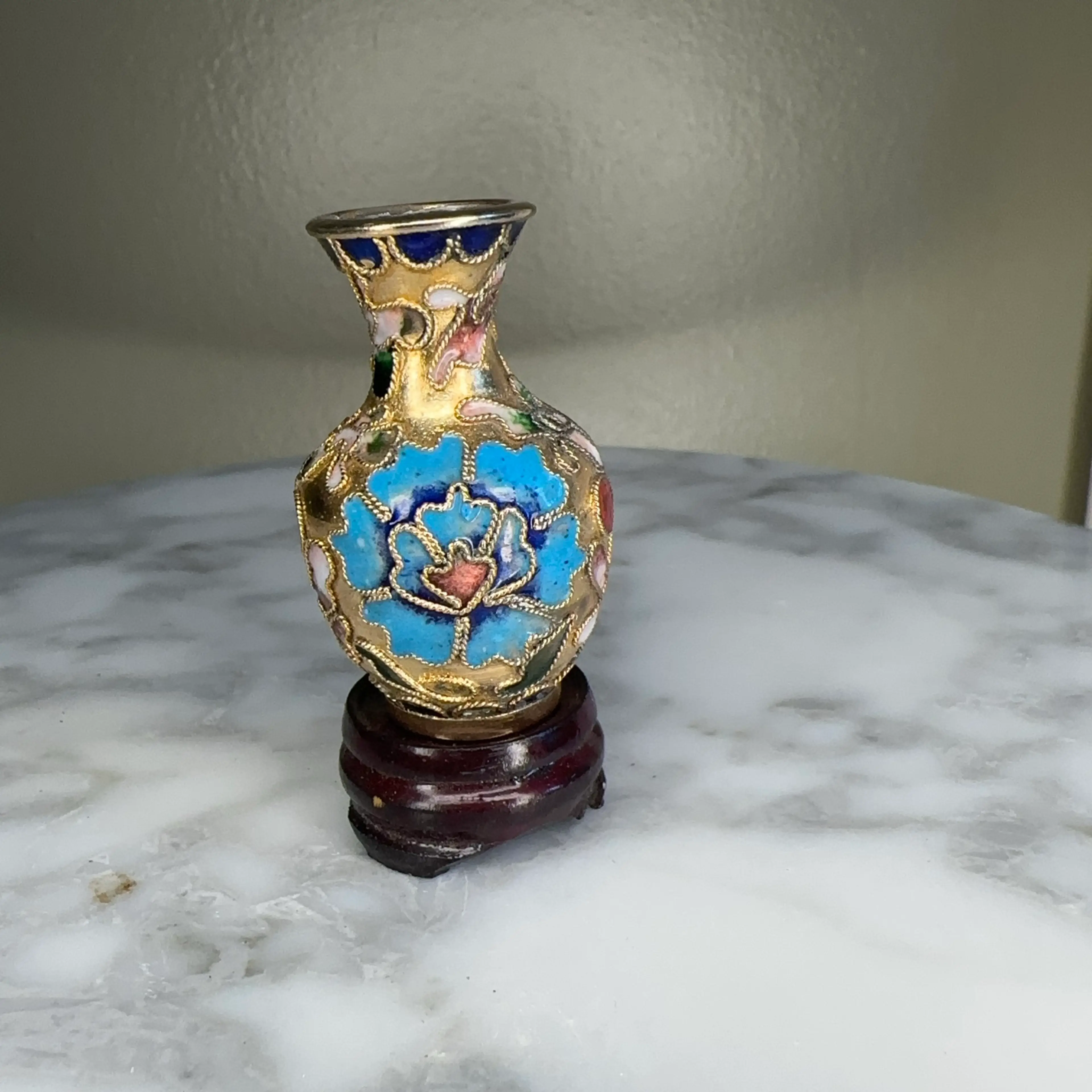 Image 3 of 4