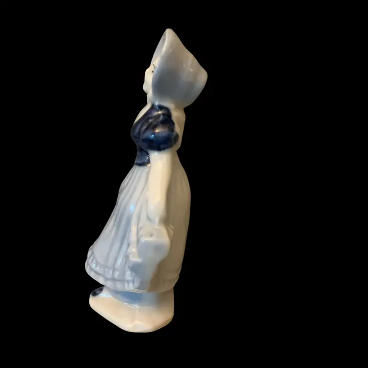 Dancing Dutch Girl Figure 2 5/8 X 1 5/8 X 4 1/2 Inches.