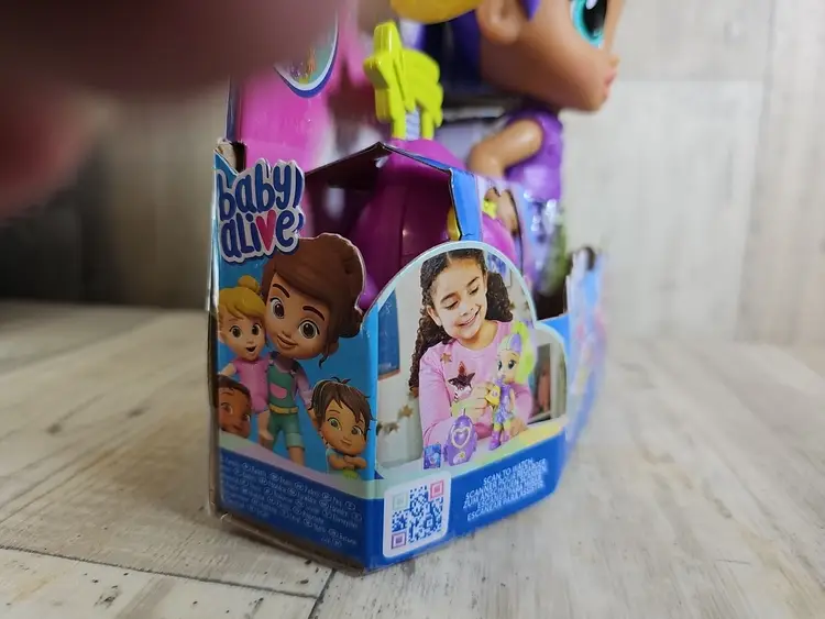 Hasbro Baby Alive Star Besties Lovely Luna Doll w/ Accessories New In Box